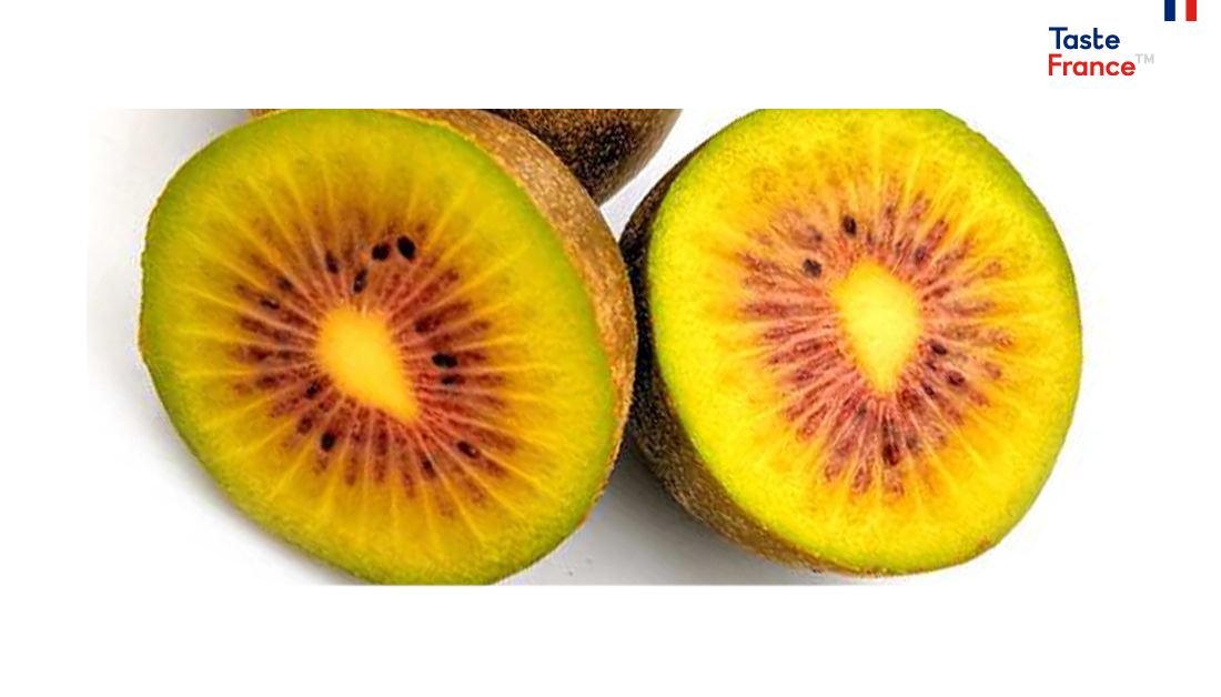TasteFrance_EN's tweet photo. 🇫🇷🇮🇹 #Italian company #Peruzzo started planting red kiwis in Vaucluse - a French department, a first in #Europe!
✅ This Chinese fruit is very rich in vitamin C & antioxidants.
➡ https://t.co/Jkmgpc9uHF @Aprifel_FR @Interfel @AgriSOI https://t.co/AYc9GgWubJ