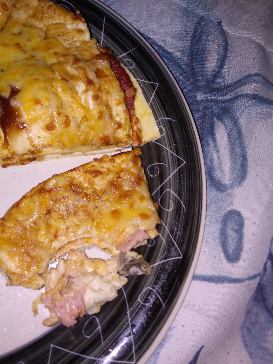 ACEPAKADE's tweet image. 😠😠😠😠😠😠😠😠😠😠 @DebonairsPizza  have a look☹️☹️