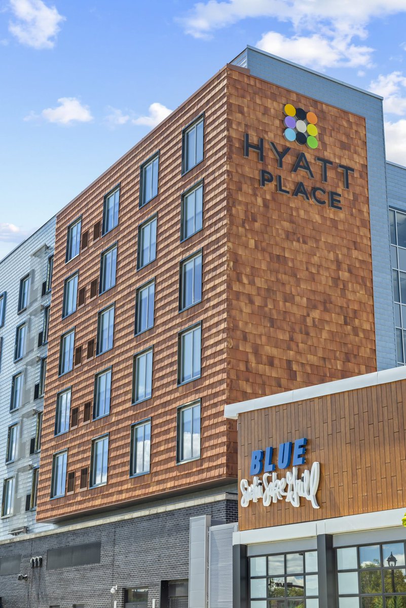 TerrealNA's tweet photo. The Hyatt Place hotel in Westlake, OH selected Terreal North America’s NeXclad terracotta wall cladding in a Classic 16″ module in a Terra Cotta Impressionist color blend | https://t.co/HxO1ToMhqe. #architecture https://t.co/bDTU3FdNU7