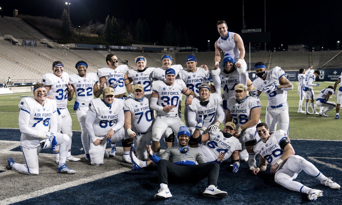 parkerferg33's tweet photo. 4 years later... ⚡️💙 https://t.co/hXnE1BMgEG