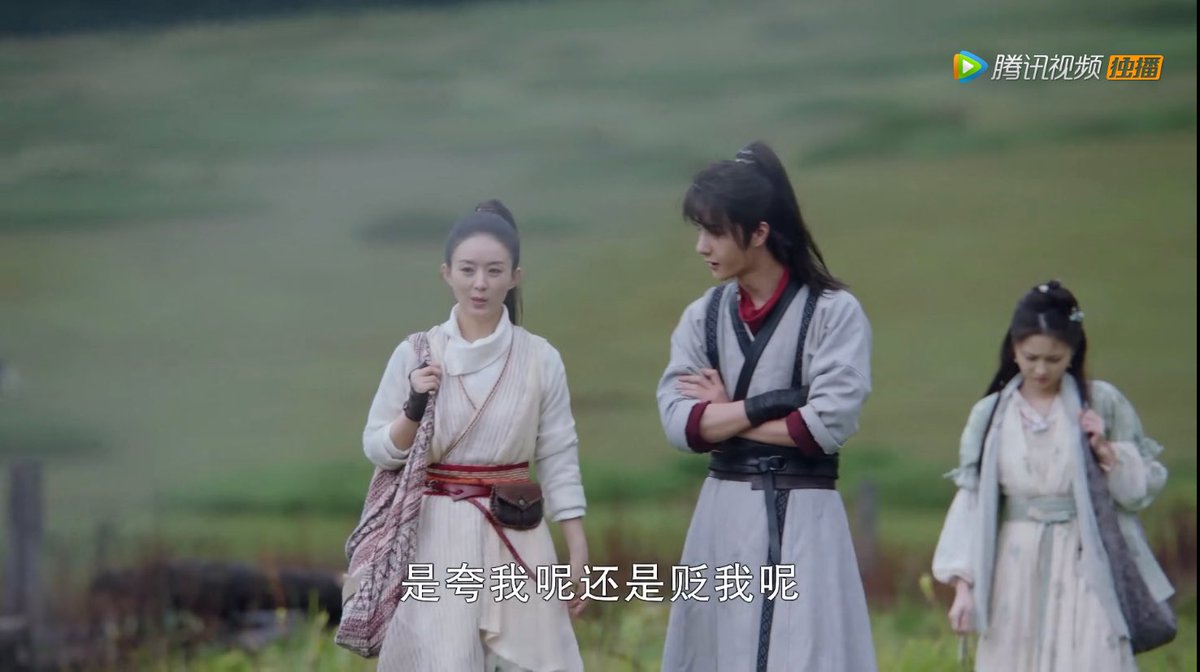 1st day of filming, which is why both Xie Yun and Ah Fei’s hair are slightly different. Xie Yun had more of a fringe, and Ah Fei didn’t have that 2 side fringes framing her face. I like the changes they did. Xie Yun looked so darn pretty here, maybe overshadowing Ah Fei a bit 