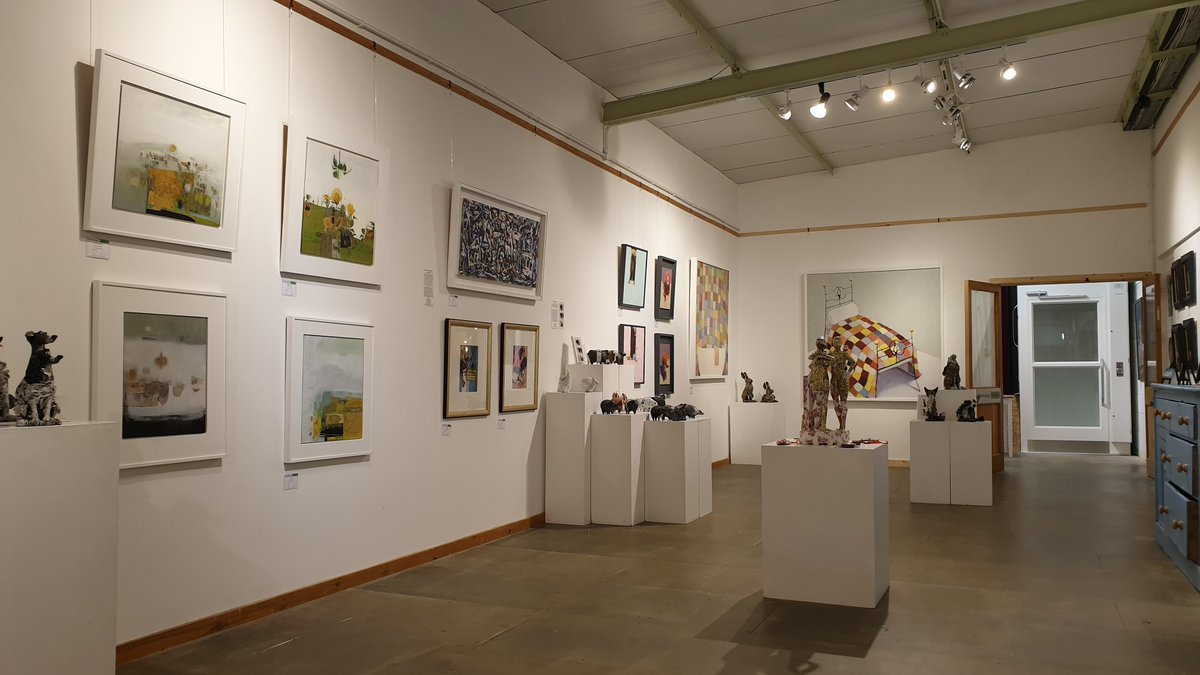 Only a couple of days left until the big day! We will be open until Christmas Eve. You can also take a look at our exhibition through our 360degree virtual tour. 360show.co.uk/greenstage/202… #greenstagegallery #christmas #artgallery #art #artsy #affordableartfair