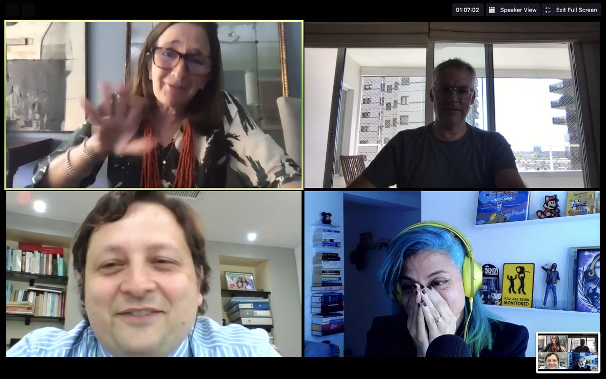 whoisgallifrey's tweet photo. Asi cierro el 2020! Hoy defendi mi tesis de sobre #creatividadComputacional #IAGenerativa #GANS #Copyright y me recibi de Magister en #PropiedadIntelectual 🤜🤛📖🎓
Gracias @pablopalazzi @jdvelt @SantiagoGini y a mi tutora, la extraordinaria @tuteva https://t.co/592jt2Xjwi