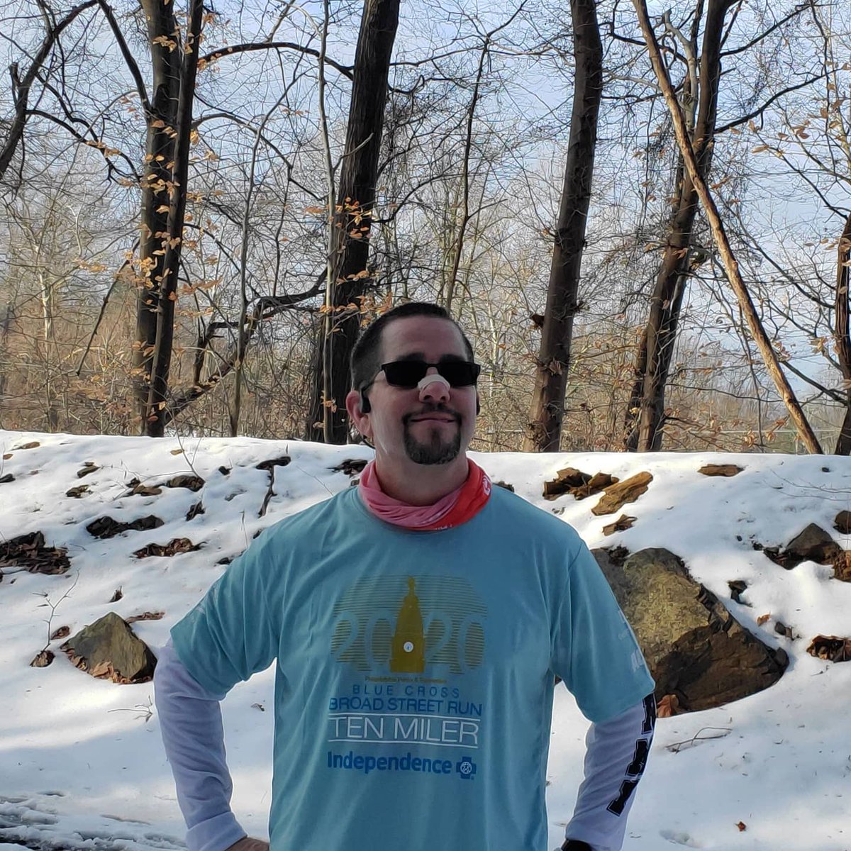 caffienefeen's tweet photo. Happy Tuesday! βπͺπββοΈ
Wet snow feeling like quick sand. 50 min strength training, 7 mi run, done!
Have a great day everyone be safe!
#standuptowinter
#BibChat #RunChat https://t.co/2J8cTy4yL2