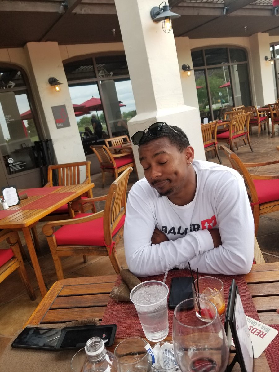 Dymples0's tweet photo. happy DaVon day 2 my wonderful son.on this day 1991, u broke out N2 this world, #definingmygreatness daily.thru lifes highs n lows,u still continue 2 define greatness within urself &amp; place ur stamp on others. I'm so fricken proud of the man u have become.Happy DaVon Day #monsluv https://t.co/Wi3K0IX0kM