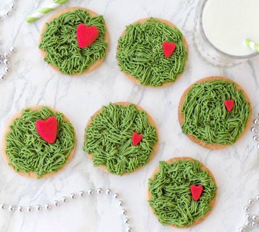 Christmas Dolliday Treats: Thread