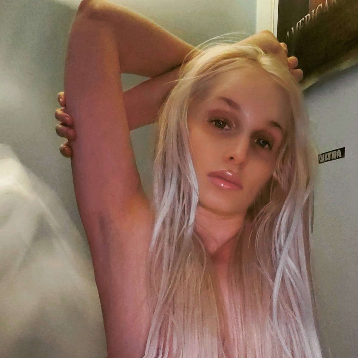 marafetisha's tweet photo. I'm so lonely . won't you come play with me ?
#barbiegurl
#blondiecutie
#Blondebarbie
#ukrainegirls
#Ukrainiangirl
#onlyfansca
#onlyFans
#Rt4Rt https://t.co/mtZErWJVYP