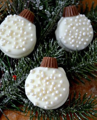 Christmas Dolliday Treats: Thread