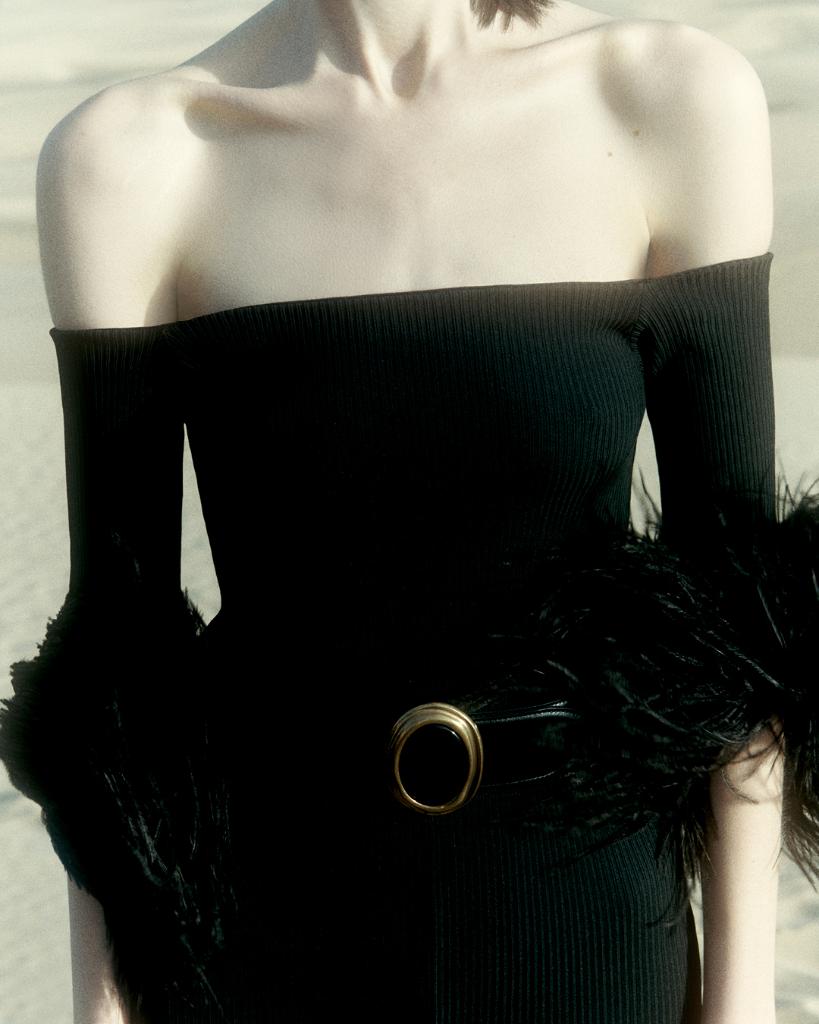 YSL's tweet photo. Women's Summer 21
Details
By Anthony Vaccarello

Photo 1 jewelry by Claude Lalanne

#YSL #SaintLaurent #YvesSaintLaurent https://t.co/PdqwOwNQMr