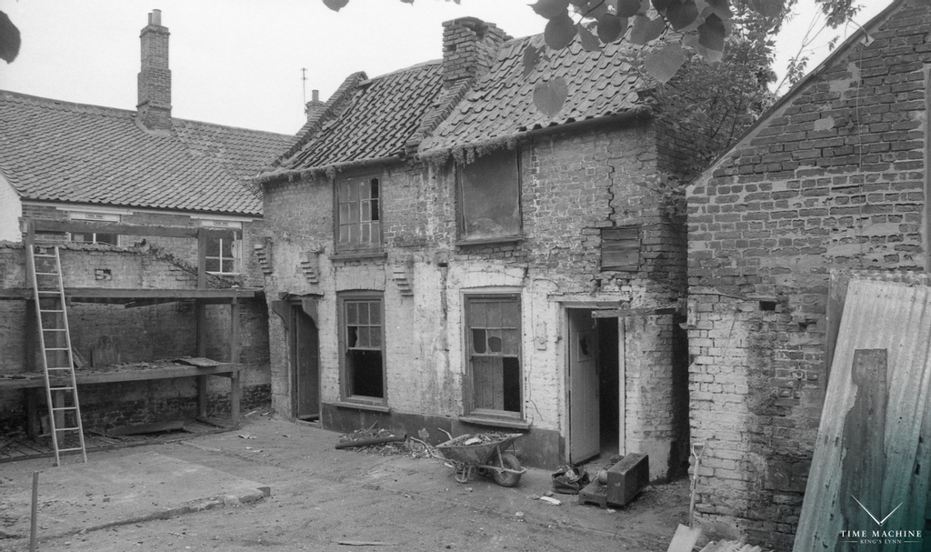 Time Machine King's Lynn tweet media