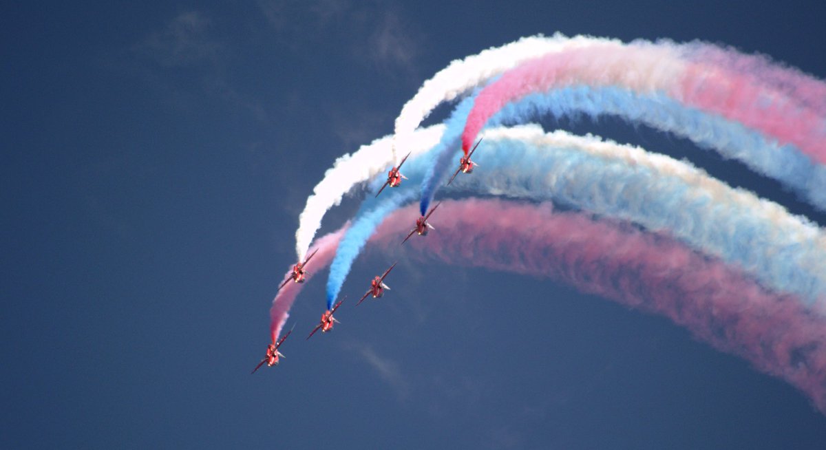 eu06pkp's tweet photo. @CHartleyPhotos Another random selection Claire. #showmeyoursmoketrails https://t.co/ZubQX8fdg8