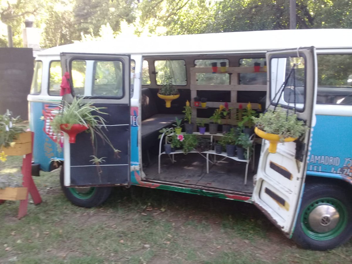 InclusionStaFe's tweet photo. 👉El Taller Protegido Vivero Agroecológico Rosario, ubicado en Lamadrid 250 bis, es un espacio de contención y formación laboral para personas con discapacidad; que promueve políticas públicas inclusivas y genera diversas acciones sustentables para nuestra sociedad💪💪 https://t.co/m4VDzs2FBG