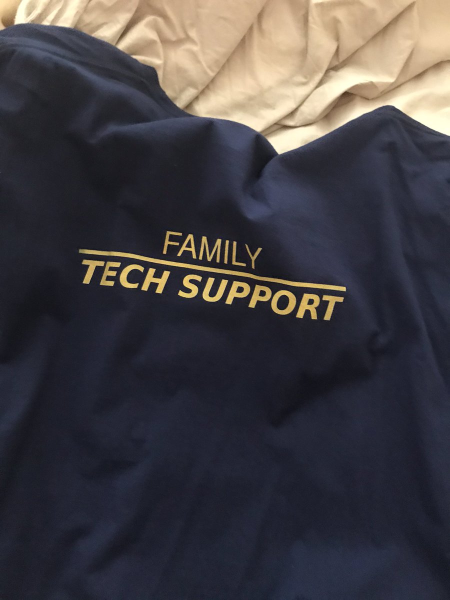 codegumbo's tweet image. It’s the holiday season. Suiting up. 

#remote #familytechsupport #8Grandparents