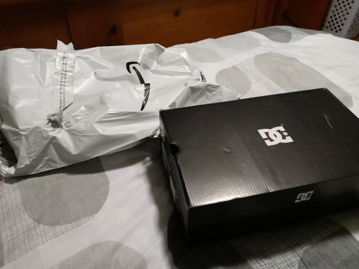 anthjamre's tweet image. @dcshoes my babies came! Now to add to the other 12 pair collection i have! Ill be at 20 pair before the end of the year! ❤ them! #repohio