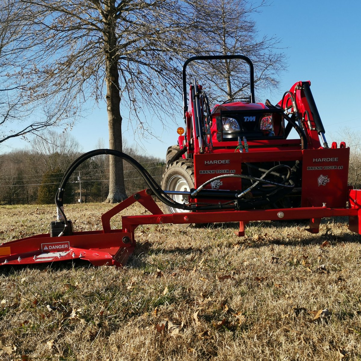 TonysTractor's tweet photo. Loving the Hardee Brush Tiger loader mounted rotary cutter. This thing is awesome. Watch it work at https://t.co/fVZMqzfBrh @HardeeByEVH https://t.co/gxRz2wHawe