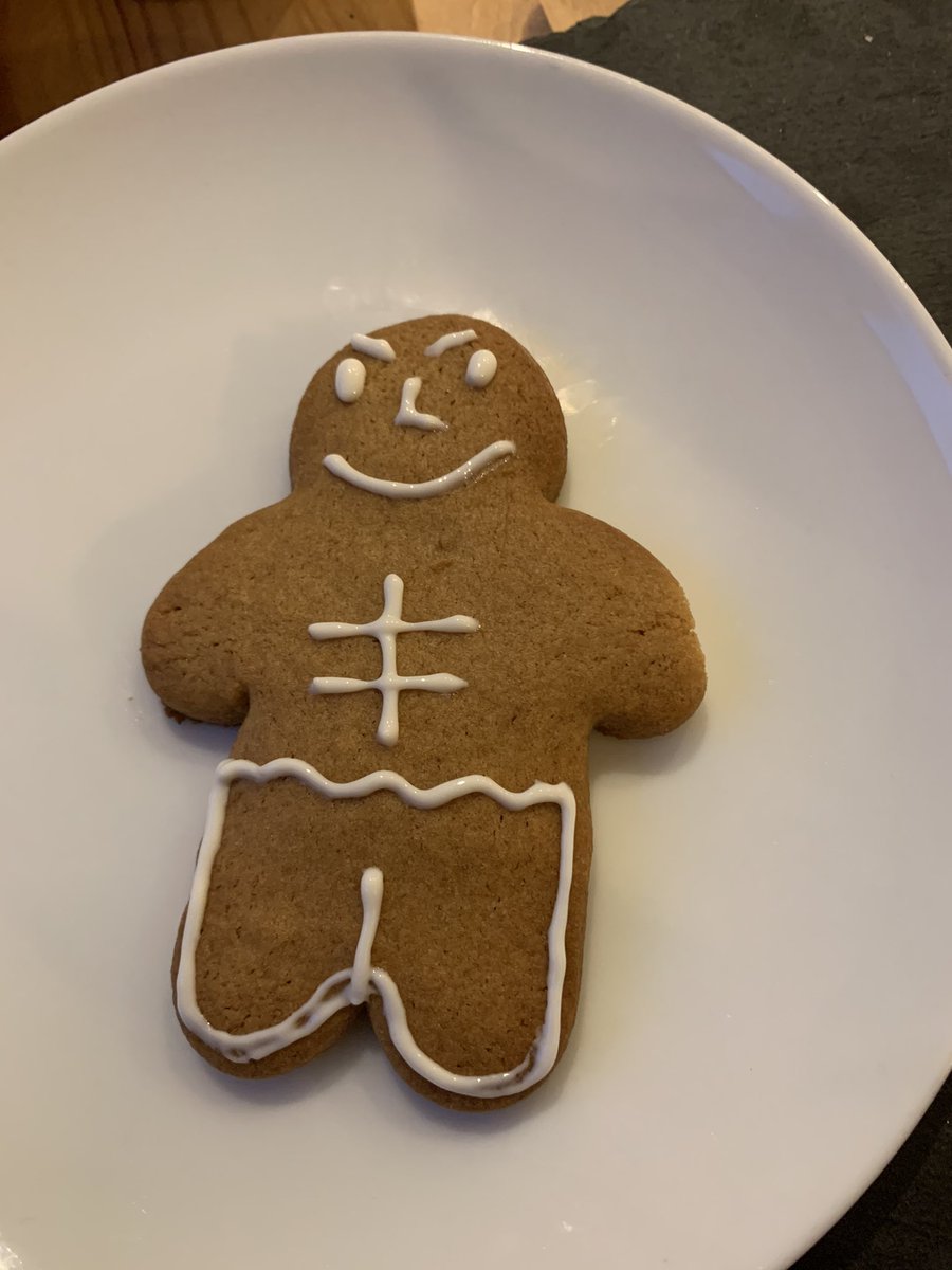 Seems I’ve inadvertently designed the most cursed gingerbread man ever. This guy just told me to give him my lunch money