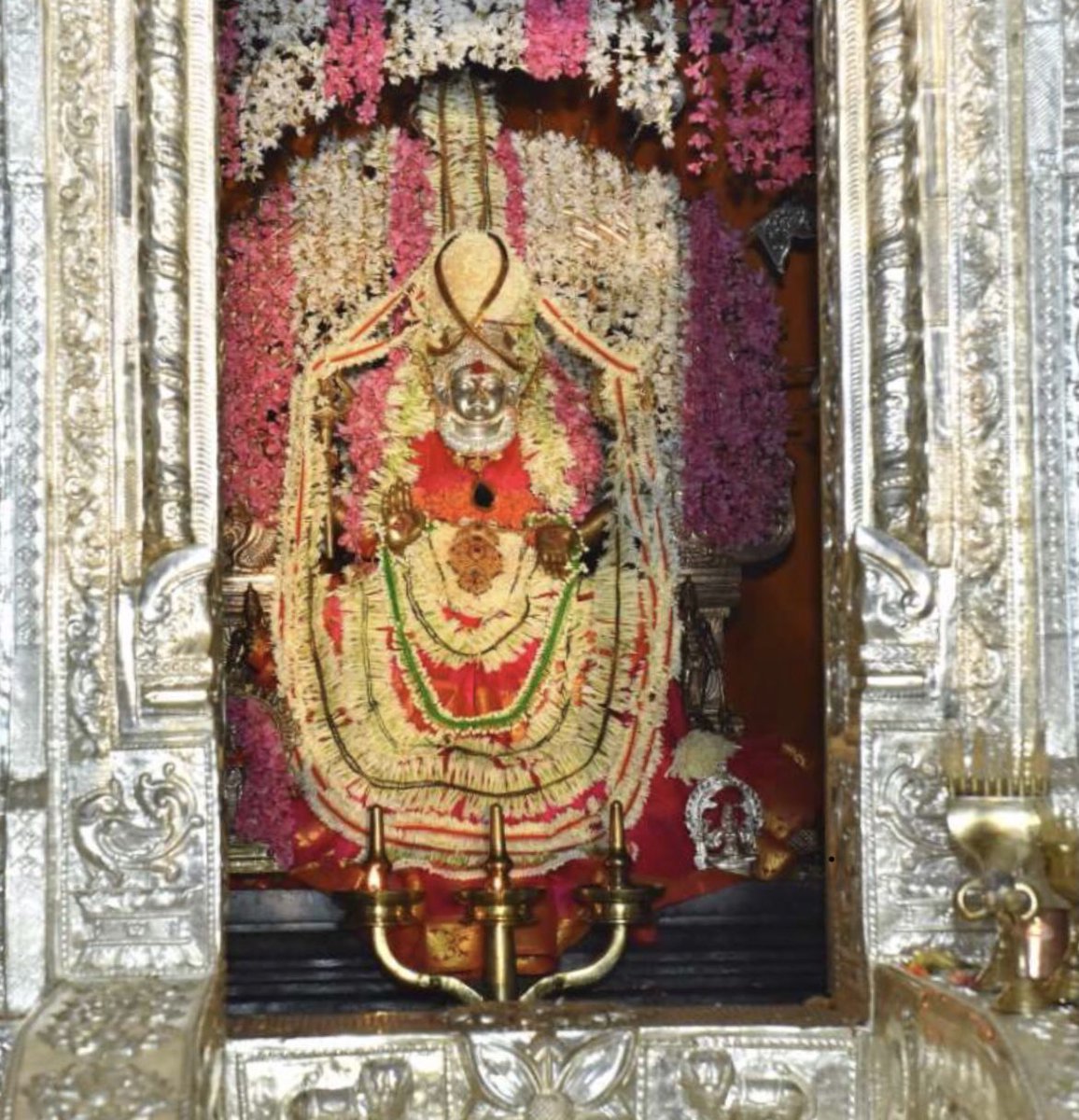 Shri Chandika Durgaparmeshwari temple, Kumbashi .  #thread about temple.