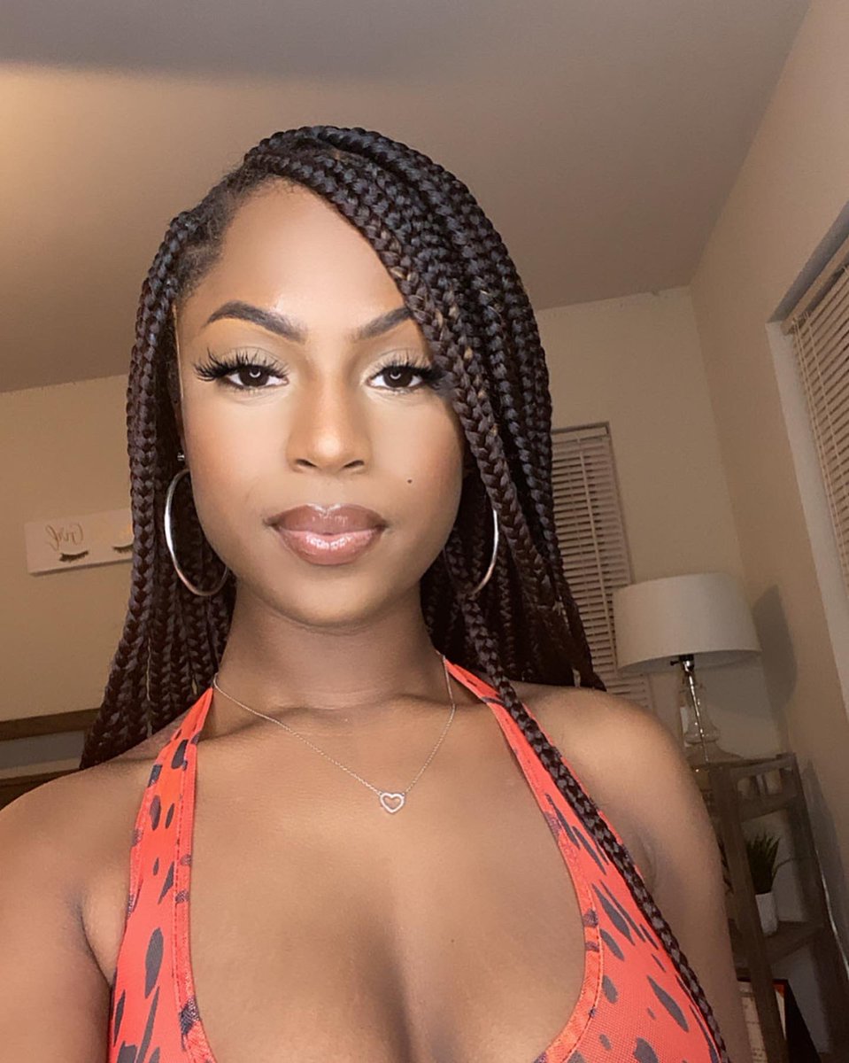 ARawww__'s tweet photo. 🥵 https://t.co/miSjg7S49Q