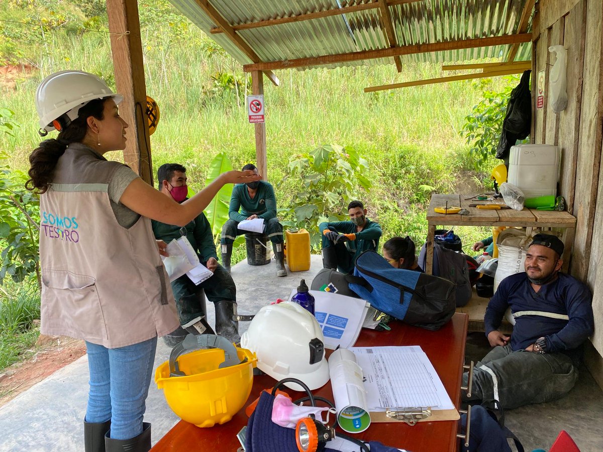 responsiblemine's tweet photo. "Somos Tesoro" (We Are Treasure) lives on!

We are saying goodbye to 'Somos Tesoro', one of ARM's longest projects, alongside @PactColombia and @fmisangre - fighting environmental issues &amp; child labor through formalization!

#passporttoformalmarkets #responsiblemines https://t.co/oAGaxjJTRb