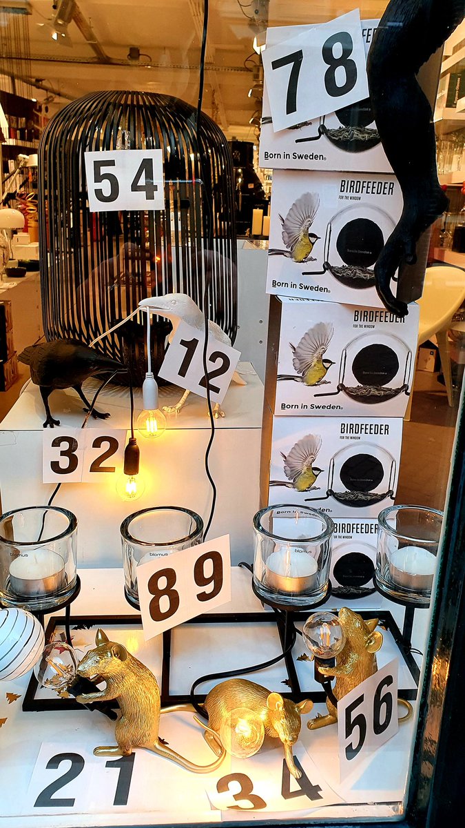 ETALAGE WINKELEN BIJ ERIC STEENBERGEN!
Loop eens langs onze winkel en bekijk de etalage. Onze top 5 staat erin, samen met vele andere artikelen!!
Bel het nummer door van jou favoriete artikel dat je wilt aanschaffen en wij regelen de rest!
bel 058-2125600
ericsteenbergen.nl
