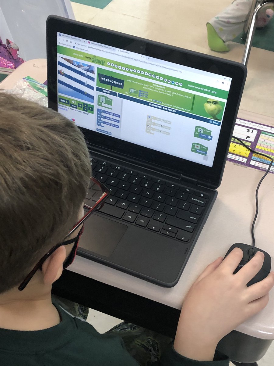 MrsLaMottGrade3's tweet photo. We had so much fun doing our #grinchhourofcode today! 🎁🎄 #hlwwproud #hlwwlakers #3rdgrade #lakerleaders #lakerproud #hourofcode #grinch #code https://t.co/aimwM3gAep
