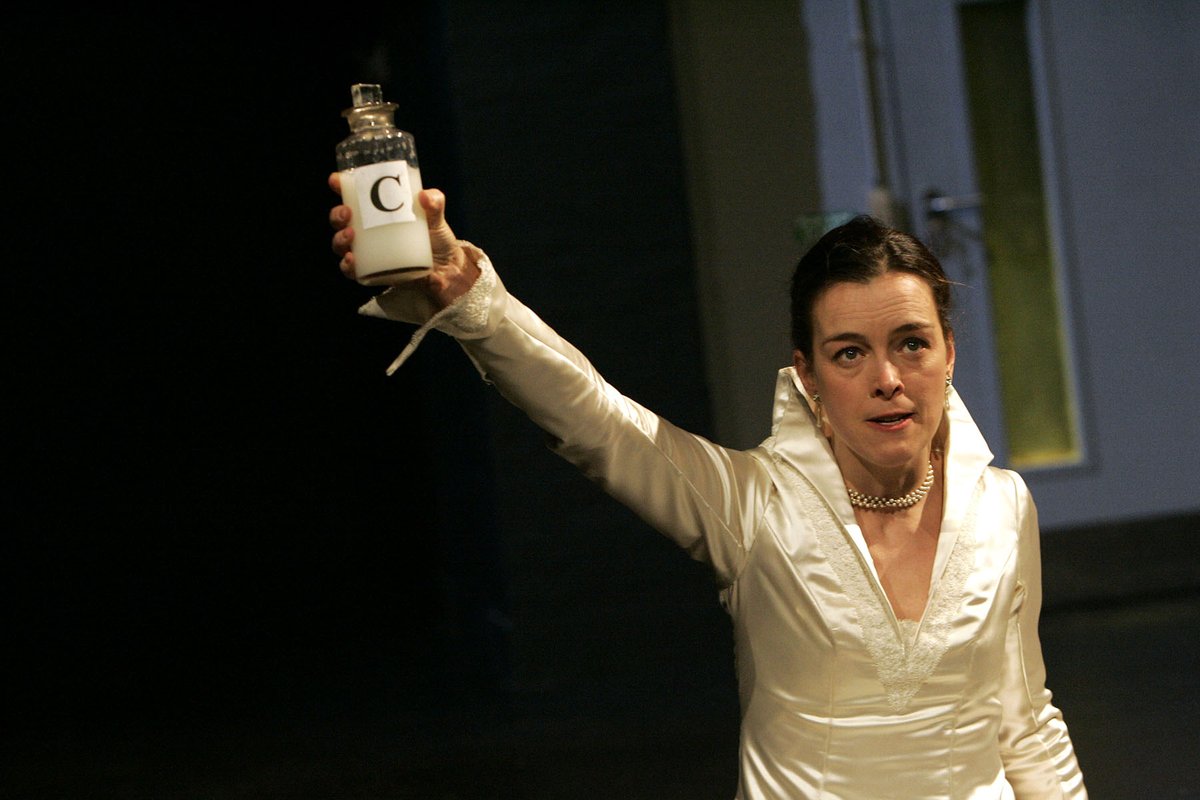 'The whole point of making art is that you’re sharing something with somebody that cannot be put into words.’ 

Episode 6 of the podcast is out now - Declan &amp; Nick discuss their production of The Changeling, starring Tom Hiddleston &amp; Olivia Williams.

cheekbyjowl.com/podcast/s2-epi…