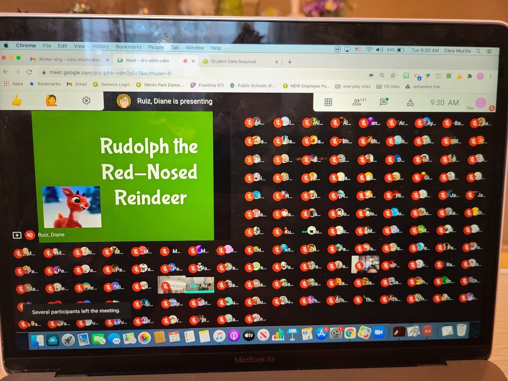 ❄️ 🎶 while The Menlo Park Winter Sing Along looks a little different this year it still had all the excitement and joy that comes with this wonderful tradition. Thanks ⁦<a href="/mpsmusic155/">Diane Ruiz</a>⁩ ⁦<a href="/Cleis_M/">Cleis Murillo</a> and all the teachers that helped out. ☃️