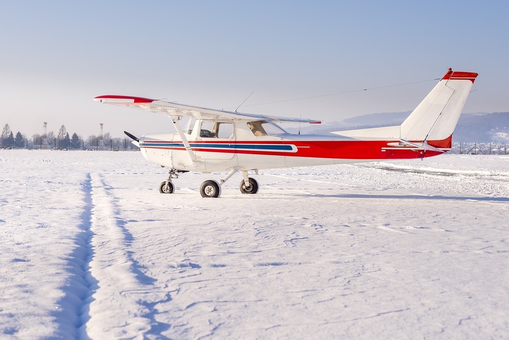 Wingly_UK's tweet photo.
☃️ This beautiful Cessna 152 is ready to take to the amazing wintery skies!
#flywingly #wingly #flightsharing #avgeek #smallplane #aviationphotography #picoftheday #planestagram #aviation_lovers #privateplane #lightaviation #aviationdaily #priva… https://t.co/CPZROseIn1 https://t.co/WxvkZQNjNh