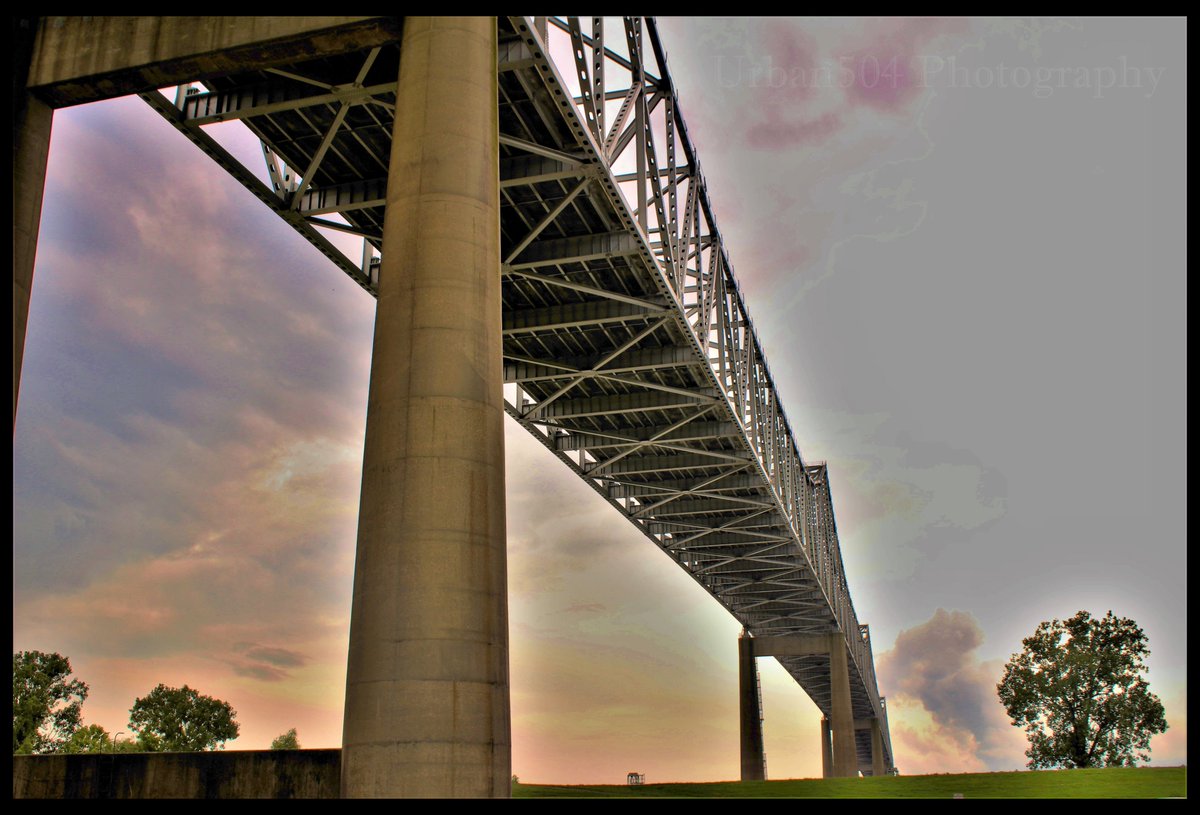 Urban504's tweet photo. Print of the Week...
11X17 - $300 unframed; $500 framed
All four prints - $1000 unframed; $1800 framed

Fine art paper is used for archival endurance and vivid presentation. Each print will be signed. Print size is 11X17. Contact me through urban504photography@gmail.com https://t.co/2GpozLsONd