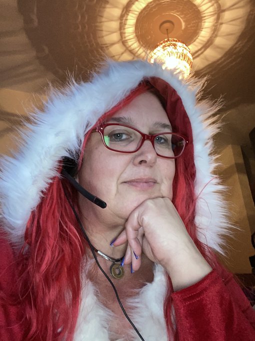 Boring meetings with obligatory Christmas dress https://t.co/FPqbFqMBmo<a href="/tag/boots"class="tags"><span>#boots</span></a><a href="/tag/thighhigh"class="tags"><span>#thighhigh</span></a><a href="/tag/shoefetish"class="tags"><span>#shoefetish</span></a><a href="/tag/bootfetish"class="tags"><span>#bootfetish</span></a><a href="/tag/he"class="tags"><span>#he</span></a>