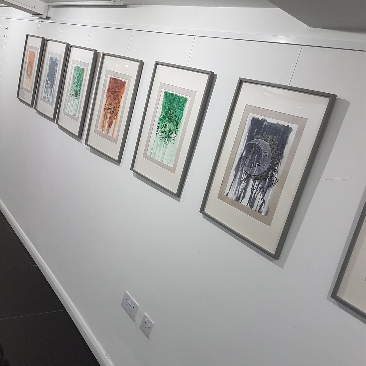 artisforalluk's tweet photo. If you're looking for a really special gift this Christmas, why not splash out and buy an original piece of artwork for a loved one.

Many of the original artworks on https://t.co/JqMA3HkDBO are available to buy. Local delivery available.

#buylocal #medway https://t.co/hshglMhOGB