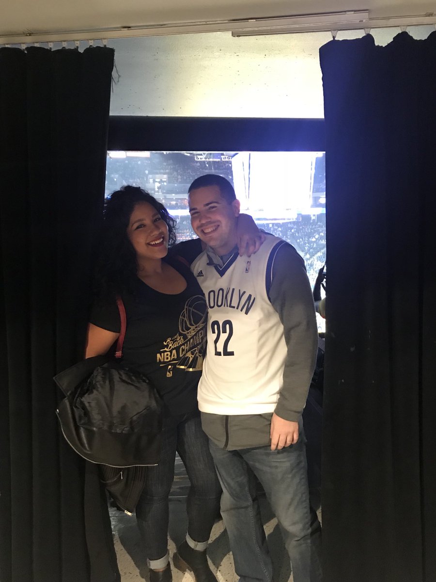 ElCaballoNando's tweet image. To say a lot has changed since this photo is an understatement. Time to build some momentum for 2021 #GoNets ⁦@RitaBravo_⁩ 😘