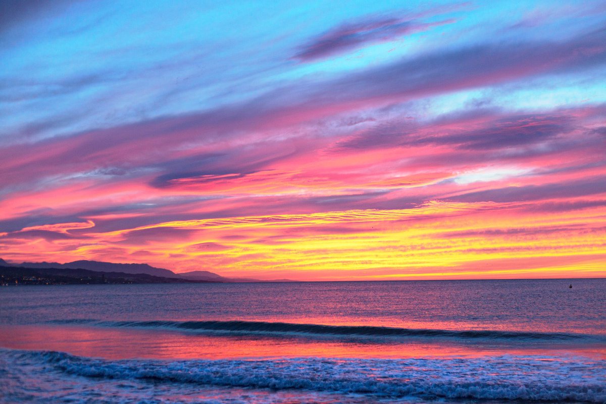 MariaUbi's tweet image. El mar y el cielo es la mejor combinación que existe