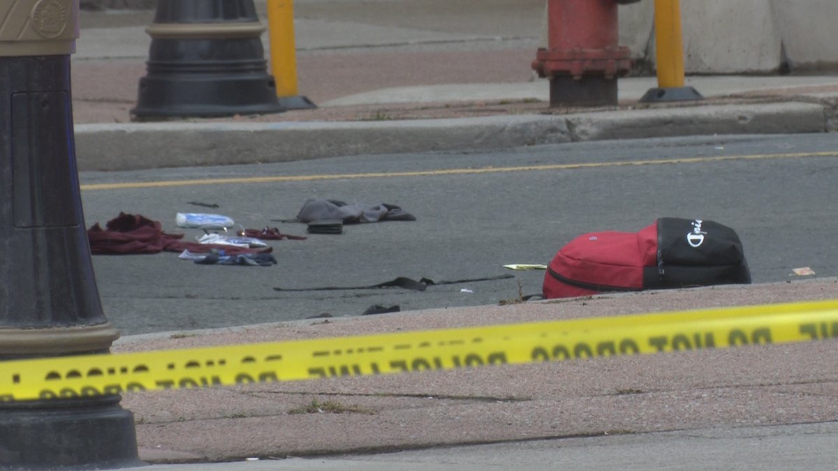 Media371's tweet photo. Three @HamiltonPolice officers stabbed while trying to subdue a suspect at James Street North and Mulberry Street in #HamOnt. Four people, including the suspect, transported to hospital by @HPS_Paramedics. Area closed for investigation. https://t.co/Io0MPd1Tv7