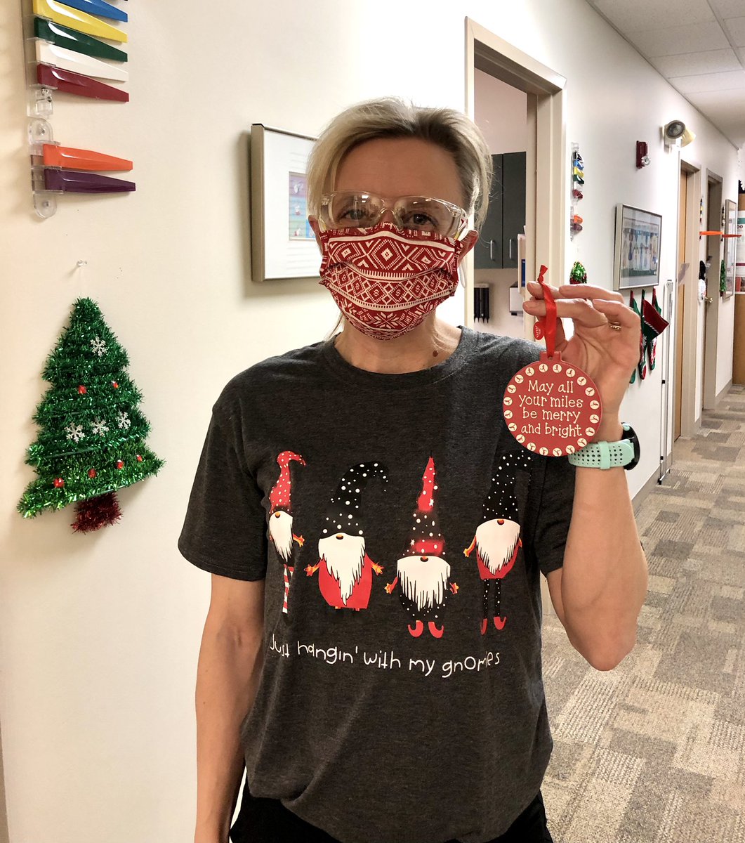 napermom_kiddoc's tweet photo. My Secret Santa knows me well!
#runningdoc https://t.co/RcWIRlUSqN