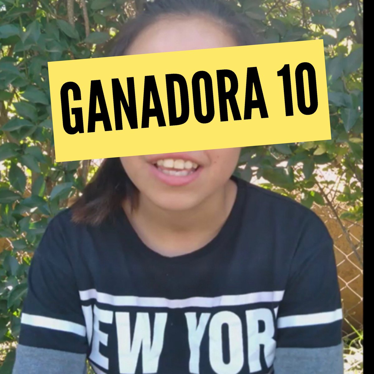 leonardofarkas's tweet photo. GANADORA 10: Un Millón de pesos.
Querida María José Astorga, 
Te mereces el premio y muchiiiisimo más. 
Tus padres tienen el cielo ganado, especialmente con una hija como tú.
Cariños a la linda gente de LOS GUAICOS – ROMERAL y sus cerezas.
Leonardo Farkas #CHILE https://t.co/whXJ4QoVOx