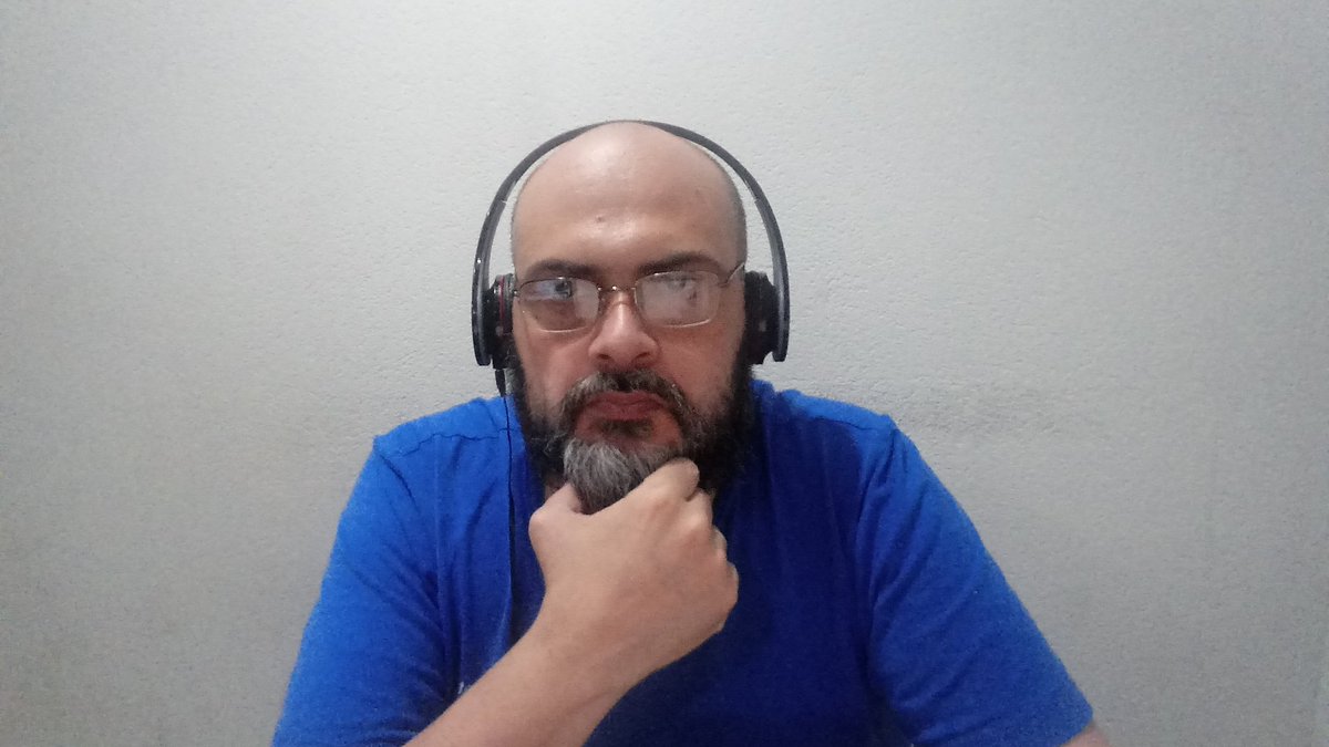 rattones's tweet photo. depois de uns dias tendo dor de cabeça todos os dias e um dia (hoje) totalmente improdutivo ... resolvi experimentar um óculos para leitura .. #idadeChegando #4olhos https://t.co/eBCmEjjVYc