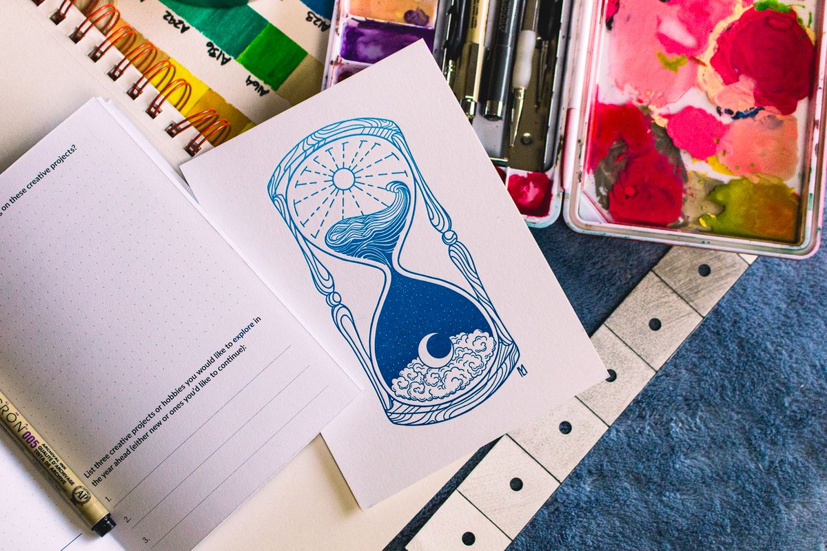 holstee's tweet photo. Look at these beautiful photos of our Reflection Guided Journal from @emrudolphart! What role did creativity play for you in 2020? What creative endeavors did you pursue? 🎨

#letterpressart #letterpresslove #reflection #hourglass #movingforward #creativity #selfgrowth #painting https://t.co/5tHntiYUsm