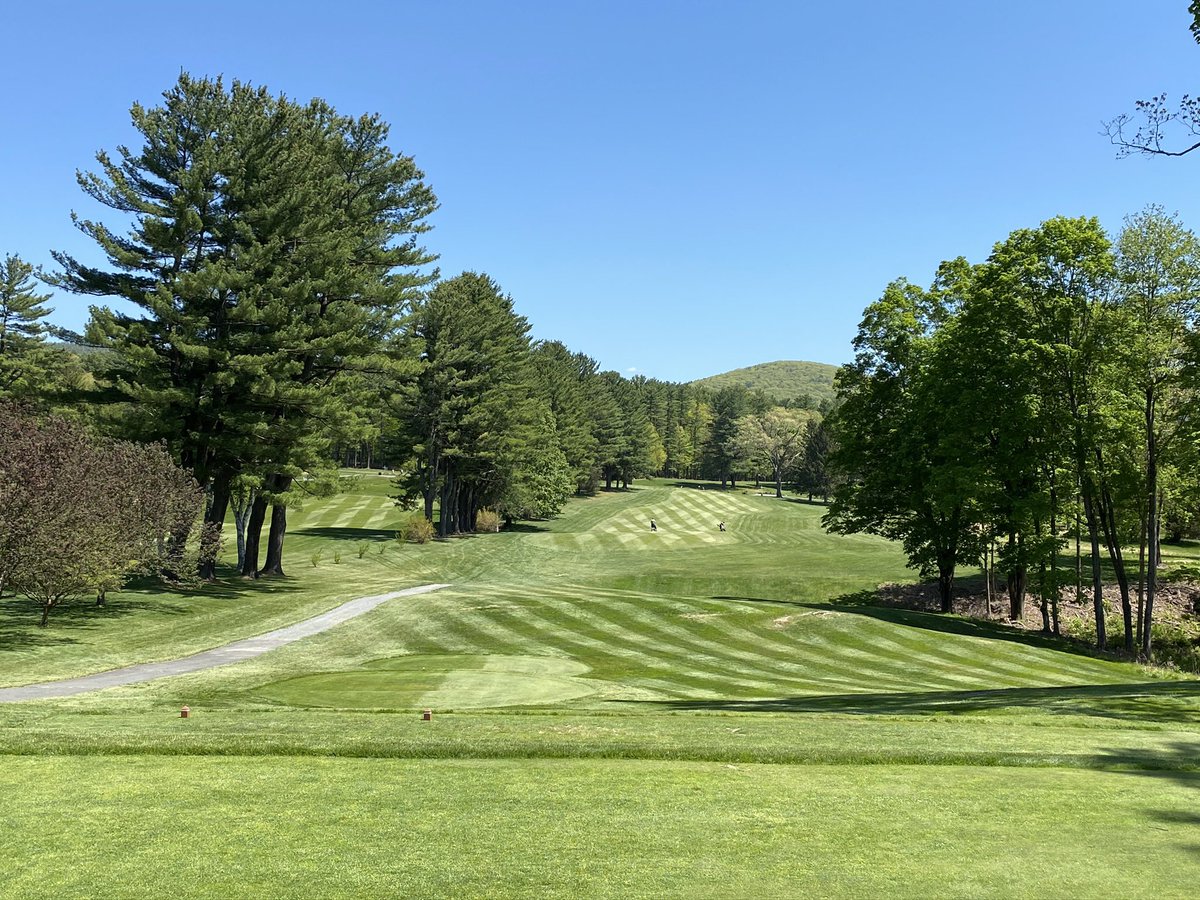AndySena5's tweet photo. @PlayMassGolf Some shots from Northfield GC. https://t.co/pCg6foS3ZU