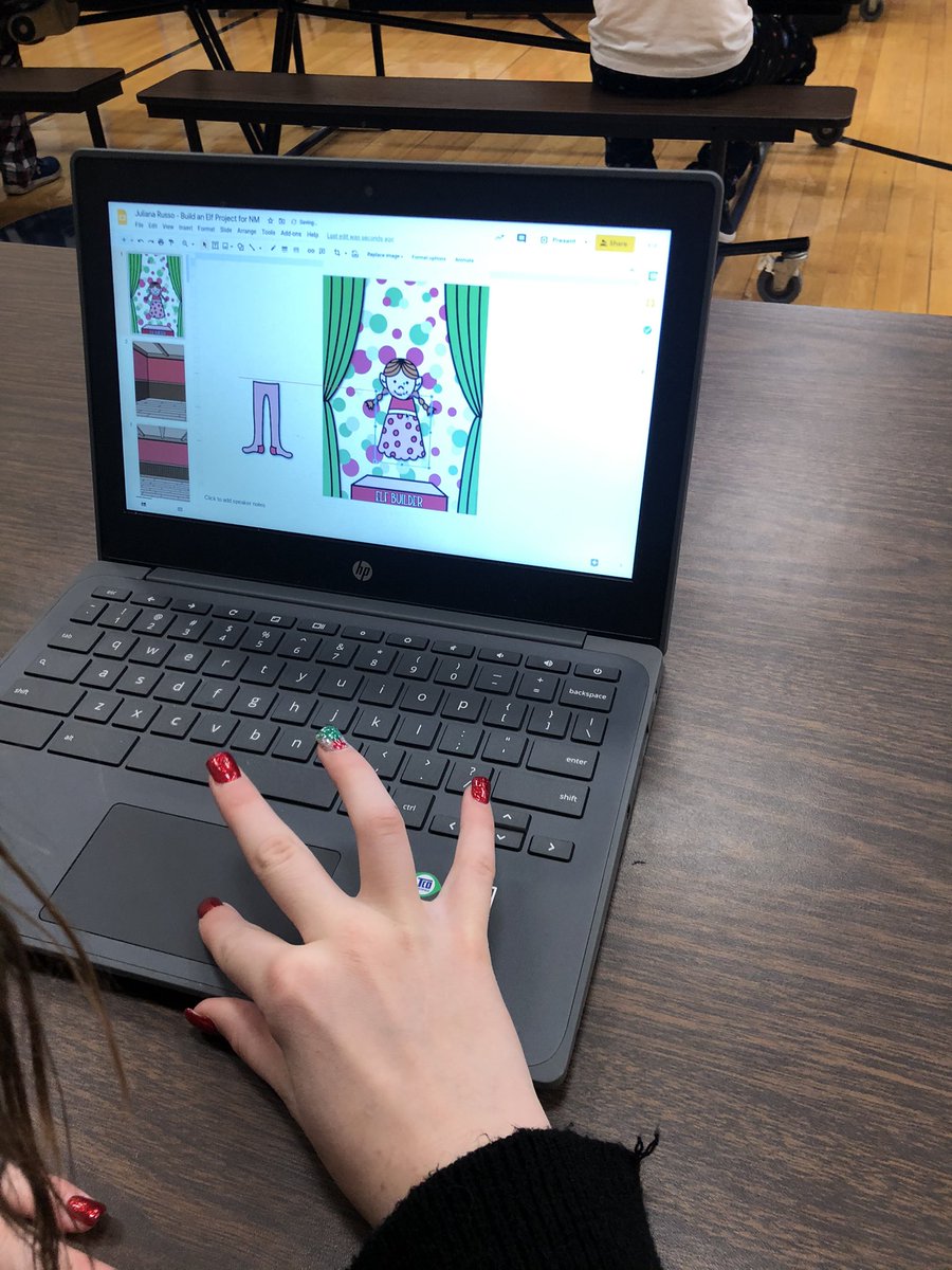 AMaresca5's tweet photo. Practicing computer skills by building gingerbread houses and creating elves!🎄🎅🏻#mtpspride #nmespride @NewMonmouthElem @TheMusicalGrubb https://t.co/E6JaVY39De