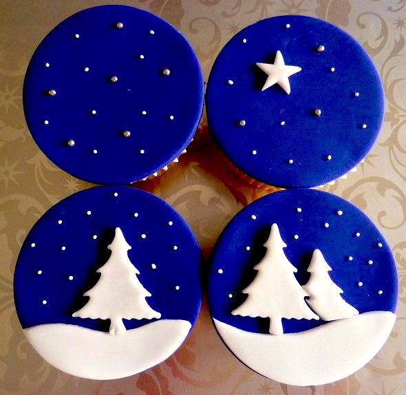 Christmas Dolliday Treats: Thread