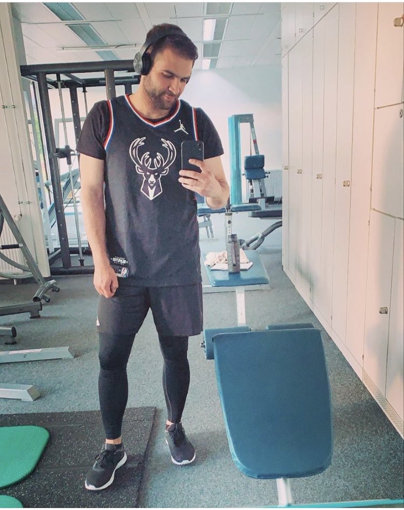 Sercinho50's tweet photo. @NBATurkiye @NBA @NBA_de #NBAJerseyDay #mvp #allstar2019 https://t.co/HUBFIIWQjB