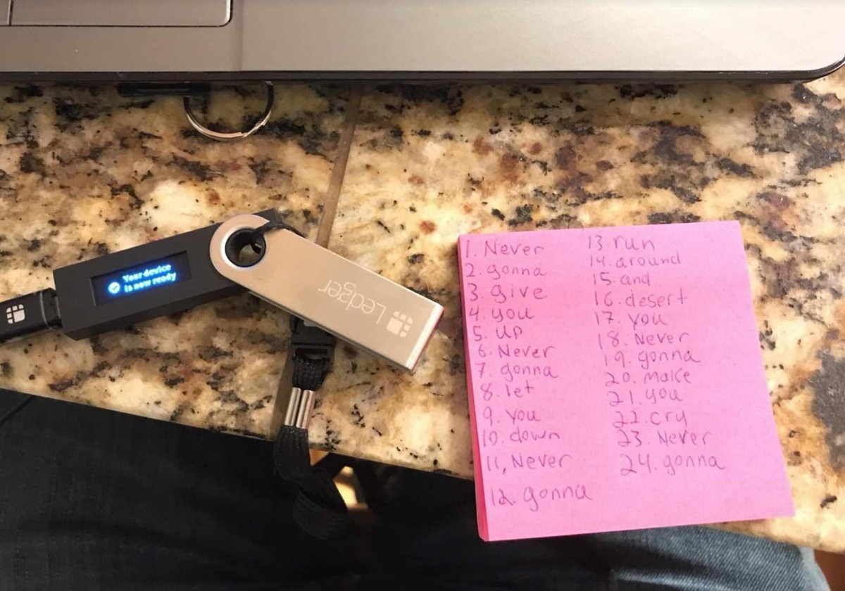 Diditaihuttu's tweet image. So happy with my new #ledger #Ledgerhack 🤣🤣🤣