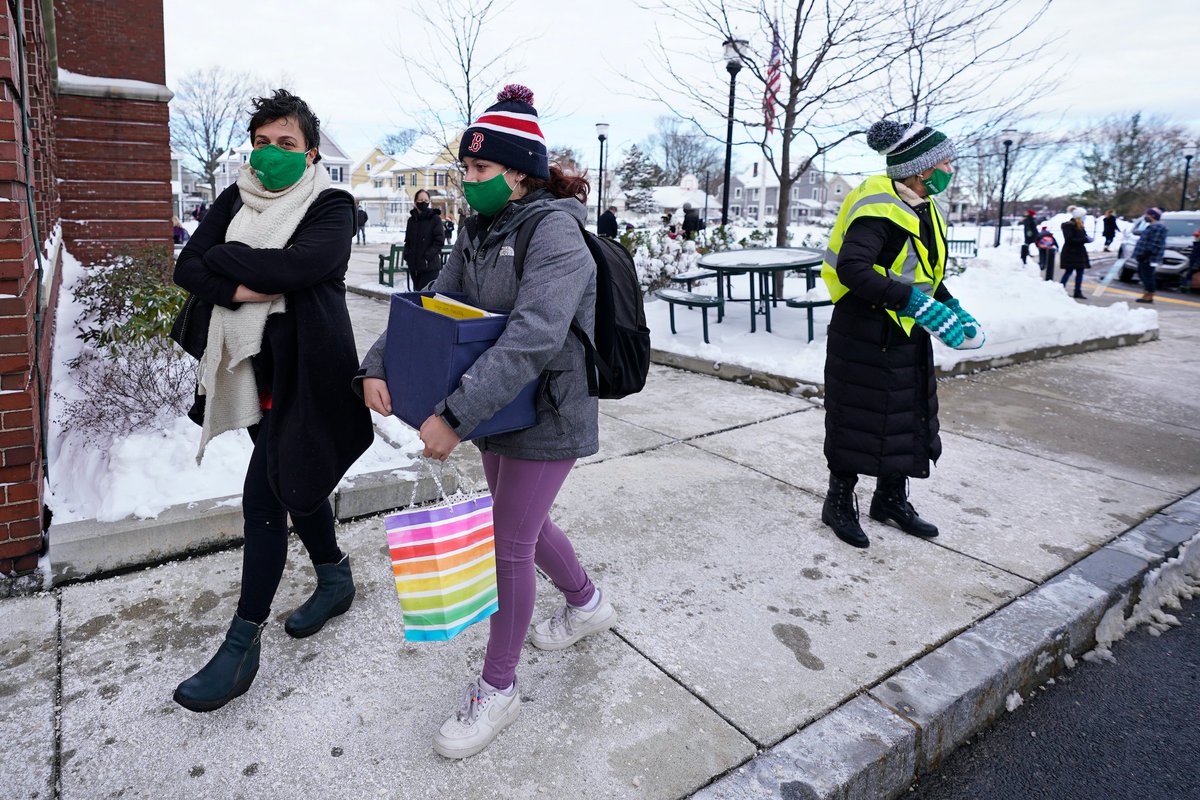 Data obtained by  @Chalkbeat and the  @AP shows public school enrollment has dropped by more than 2% across 33 states this year — a decline of more than 500,000 students.Educators fear some of these children may not be in school at all.  https://ckbe.at/3nDd8L4&nbsp;