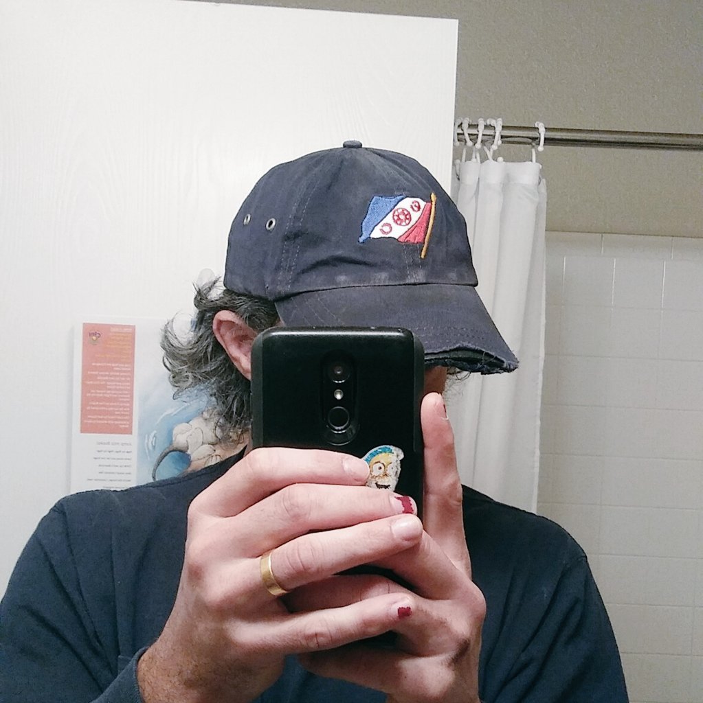 Old hat! If you know, you know. <a href="/ExplorersClub/">The Explorers Club</a> <a href="/Drew_Lab/">🏆Joshua Drew🏆 @Drew_Lab@ecoevo.social</a> <a href="/coralprof/">Andrew Baker</a> @CorreaLab <a href="/MiamiWaterkpr/">Miami Waterkeeper</a> #NYC