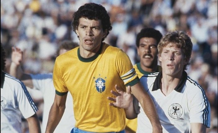 37. Sócrates Corinthians - MidfielderTall and languid playmaker who makes everything look easy. Assured in possession and so clever in his use of the ball.