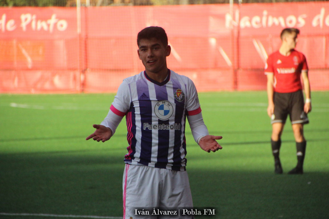 XI ideal de la jornada 8 de la #DH5

🧤 <a href="/MarioNieto_13/">Mario Nieto Castellanos</a> 

🚫 <a href="/rubio058/">Juanjo Rubio</a> 
🚫 #Gabino
🚫 #DiegoMoreno

🧭 <a href="/mario_maroto8/">Mario Maroto</a> 
🧭  #Luis
🧭 <a href="/piirii_/">Dani Ballesteros</a> 
🧭 #Alpha

⚽️ #Santi
⚽️ #Solanes
⚽️ <a href="/simeonegiuliano/">Giuliano Simeone</a> 

✒️ <a href="/ivan_allo/">Iván Álvarez López</a> 

👉📰 poblafm.com/dh5/las-estrel…