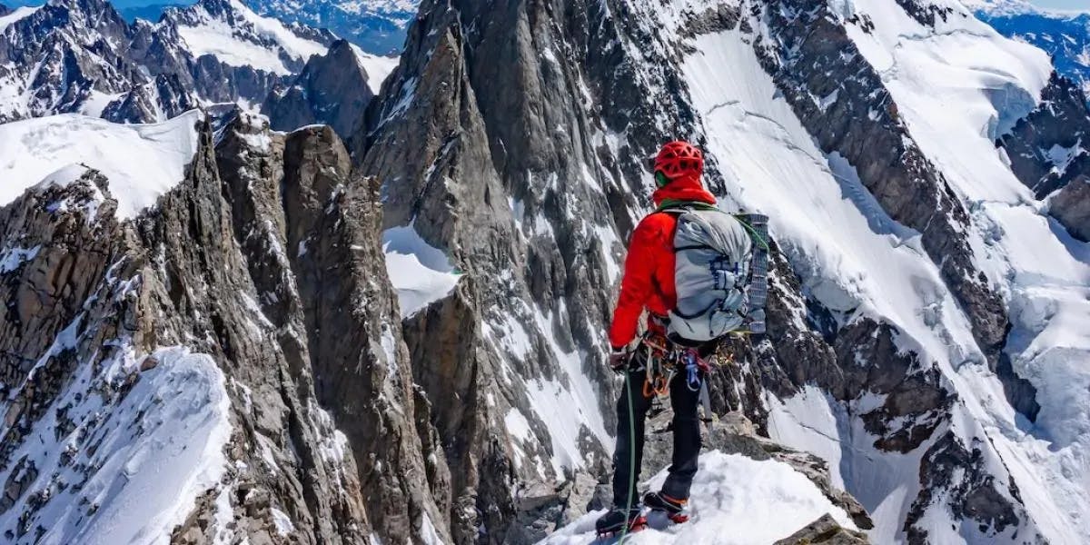 IBM delivers on the promise of open hybrid cloud through its portfolio of products, including Red Hat OpenShift on IBM Cloud and the IBM Cloud® Paks — optimized by Intel technology for consistent performance and security, no matter where the workloads... ibm.co/38lsEVm