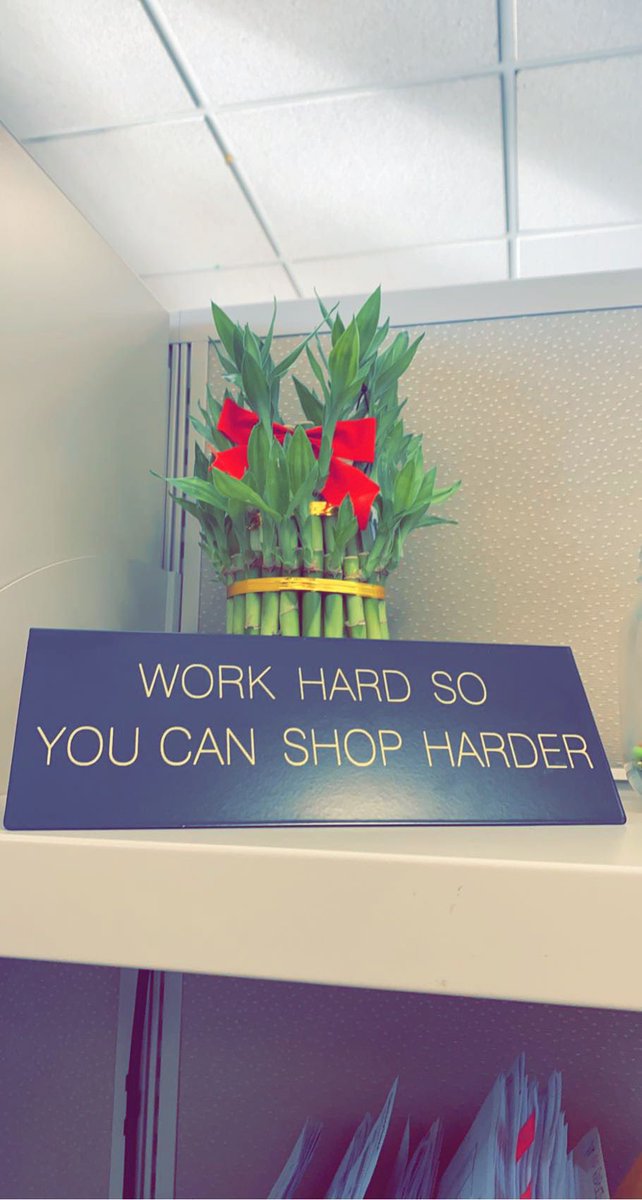 rmsalas73's tweet photo. Motto I love by 😂 #workhard #getthatmoney #officelife #needtogetthatonlyfanspagegoing #letsgetthisworkdayoverwith https://t.co/yXITYZf8Cx