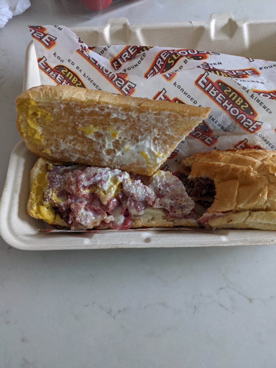 MFGyra's tweet photo. Once again a new @FirehouseSubs @firehousesubsca disappoints.  Why is it so hard to get right.  Never go to a new location. The whole point is they stack it high. Zero consistency. Won't be going back  #dissapointed #firehousesubs https://t.co/ZYX8v2B5PO